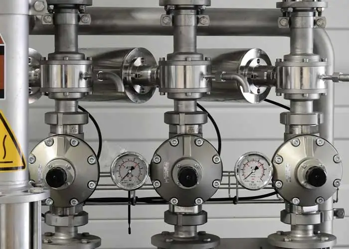 Installation-av-varmvattenberedare